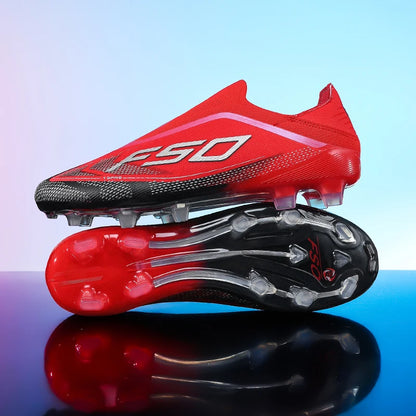 Nouvelles chaussures de football pour hommes, modèle tendance, de haute qualité, mi-hautes, légères, antidérapantes, crampons d'extérieur pour l'entraînement sur gazon.