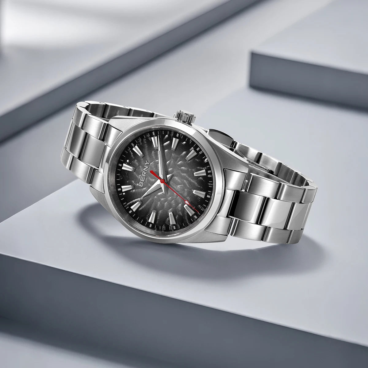 BERNY men’s watch – Quartz watch, sapphire crystal, luminescent hands, water-resistant to 10 ATM, made entirely of stainless steel – Elegant and casual style, ideal for everyday wear or professional occasions