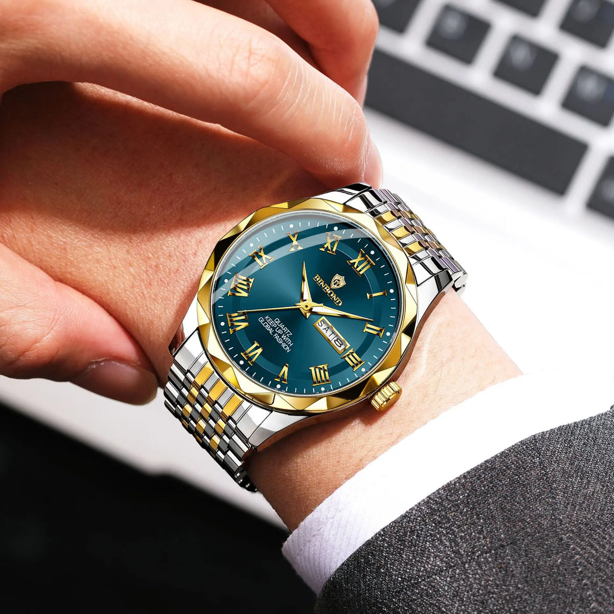BINBOND Original Brand luxury quartz wristwatch for men, luminous, water-resistant, automatic date, day-of-the-week display, casual style.
