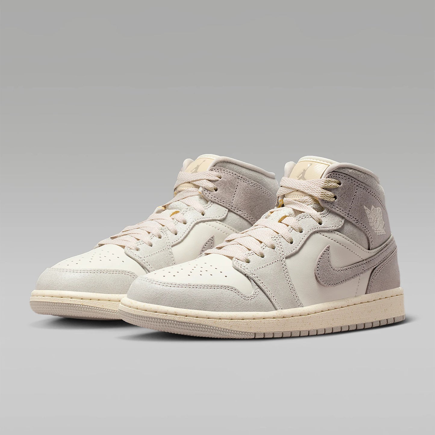 Nike Authentic JORDAN Damen-High-Top-Schnürschuhe, strapazierfähige Sport-Basketballschuhe IB7010-001