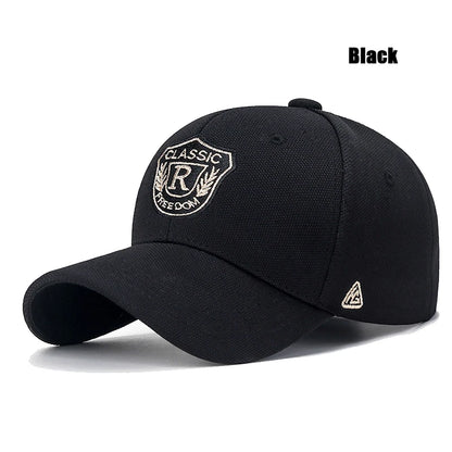 Modna czapka z daszkiem unisex w stylu baseballowym dla mężczyzn i kobiet, wykonana z tkaniny z motywem ananasa, z napisem „CLASSIC” i haftem złotą nicią, w stylu casualowo-sportowym