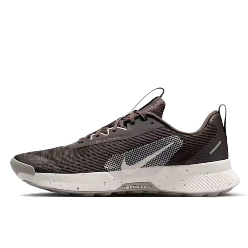 NIKE JUNIPER TRAIL 3 Ανδρικά άνετα, αντιολισθητικά, ανθεκτικά παπούτσια προπόνησης και τρεξίματος Καφέ/Λευκό FQ0904-203