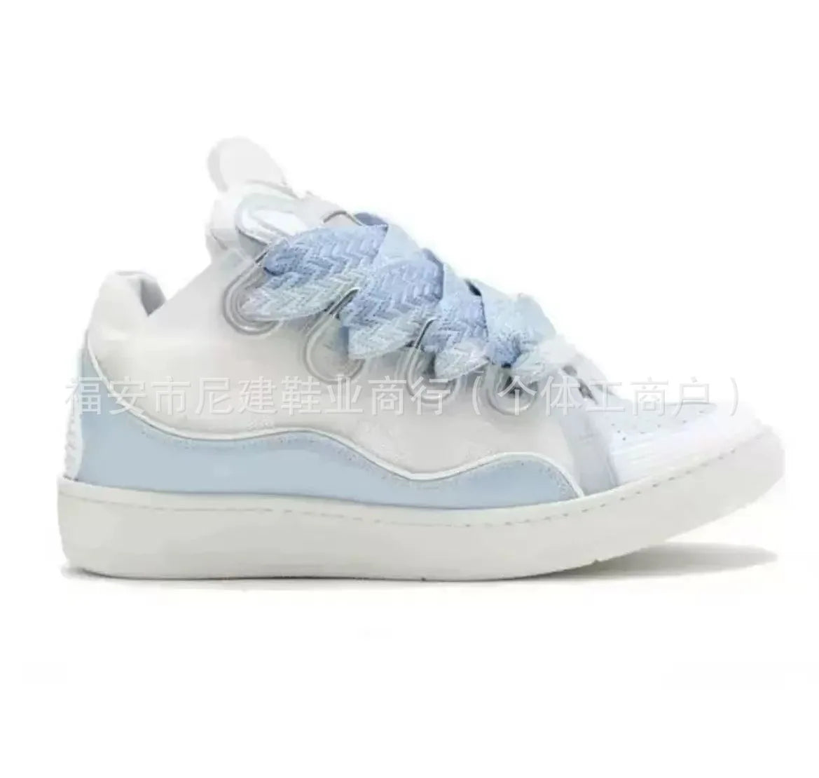 Scarpe skate comode con tacco alto, suola spessa, stile casual sportivo dad shoes, nuovo stile vietnamita cambogiano, slip-on con nodo