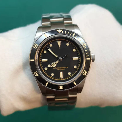 Stainless Steel Watch Men's European and American Business Leisure Quartz Sapphire Watch Swimming Waterproof Outdoor Sport Watch