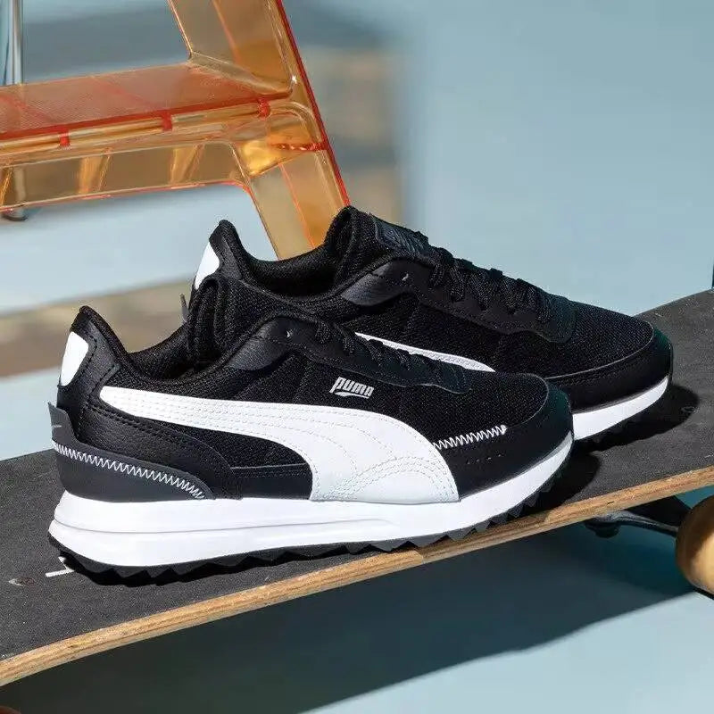 Nouvelles chaussures de course rétro Puma noir et blanc, baskets légères pour hommes et femmes, baskets de rue urbaines 397432-04, chaussures de marche décontractées