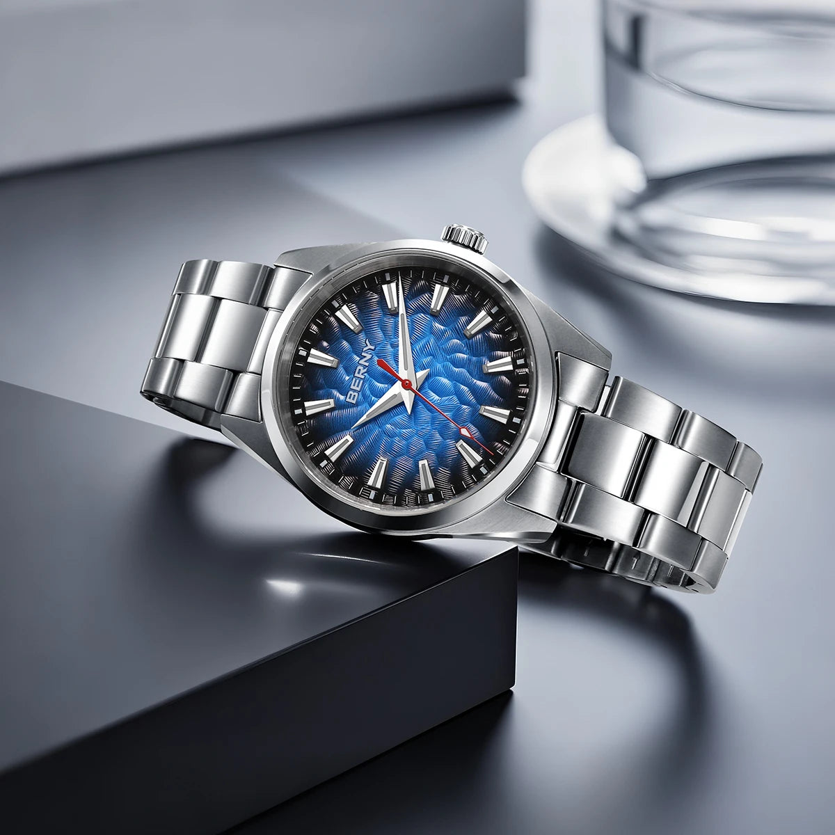 BERNY men’s watch – Quartz watch, sapphire crystal, luminescent hands, water-resistant to 10 ATM, made entirely of stainless steel – Elegant and casual style, ideal for everyday wear or professional occasions