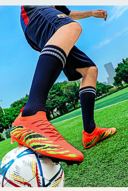 Neue Fußballschuhe für Herren, ultraleichte rutschfeste Outdoor-Sportschuhe für Erwachsene, Unisex-Fußballschuhe für Spiele, bequeme hochwertige Stollenschuhe für Rasen