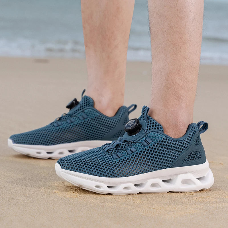 Unisex sneldrogende barefoot-waterschoenen voor watersporten in de buitenlucht, riviertrekking, wandelen langs beekjes, varen; lichtgewicht met draaibare gesp