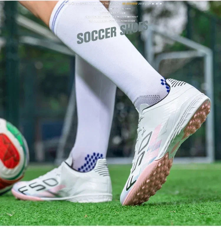 Nouvelles chaussures de football pour hommes, chaussures d'entraînement, chaussures de sport pour terrain gazonné, chaussures de football pour activités de plein air, baskets antidérapantes, chaussures professionnelles po