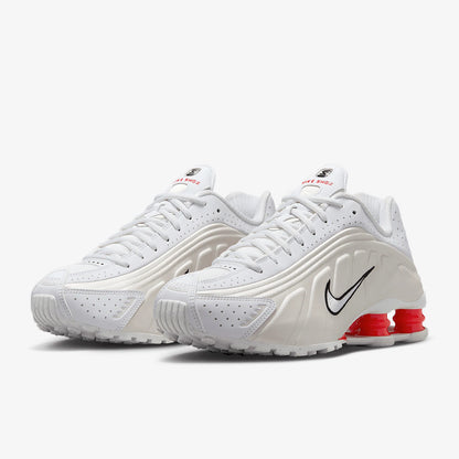 Zapatillas de running con amortiguación Nike Authentic SHOX R4 para mujer AR3565-103