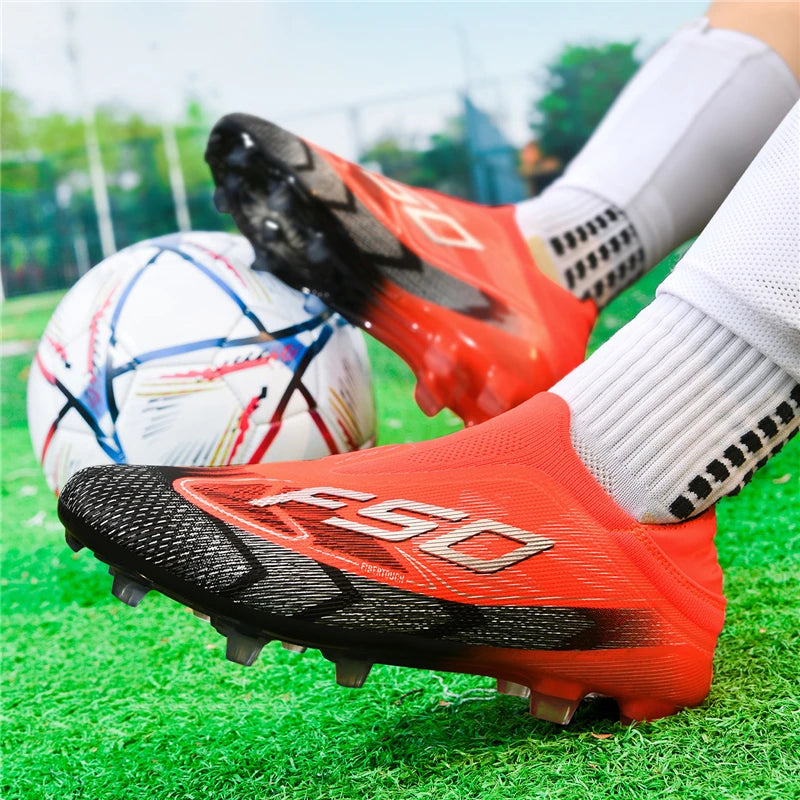 Nouvelles chaussures de football pour hommes, chaussures de sport d'extérieur, chaussures de soccer ultralégères, chaussures de futsal antidérapantes, de haute qualité, à cheville haute, respirantes, pour match