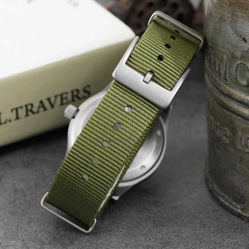 Militado D12 Quartz Watch Men VD78 Movement Domed Sapphire Crystal V2 Clear AR Coating Wristwatch 10Bar Water Resistance Watch