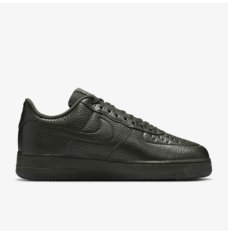 Nike äkta nya slitstarka klassiska lätta fritidsskor för män FB8875-301