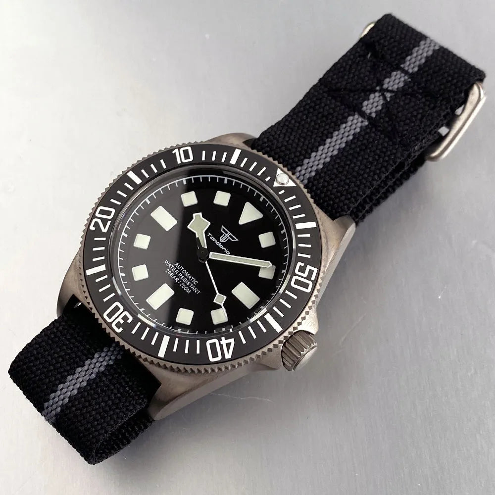 Titanium Case Tandorio 42mm Retro FXD NH35 PT5000 Mechanical Men Watch Sapphire 200M Diver Watches Luminous Montres hommes