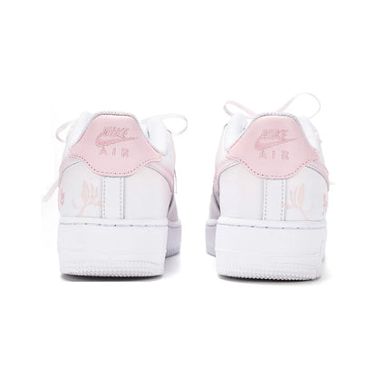 Baskets personnalisées Nike Air Force 1 Low Heartbeat Reflection : baskets déconstructives à dégradé avec détails en relief en forme de ruban, pour femme
