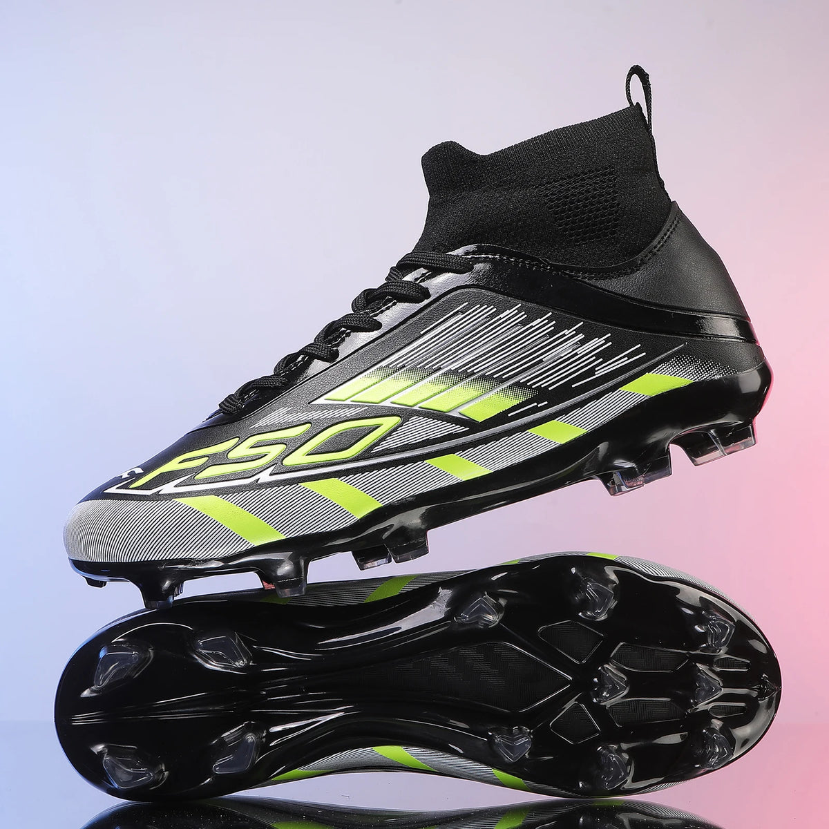 Nouvelles chaussures de football professionnelles pour hommes, chaussures de sport à cheville haute, chaussures de football TF/FG pour garçons, unisexes, antidérapantes, confortables