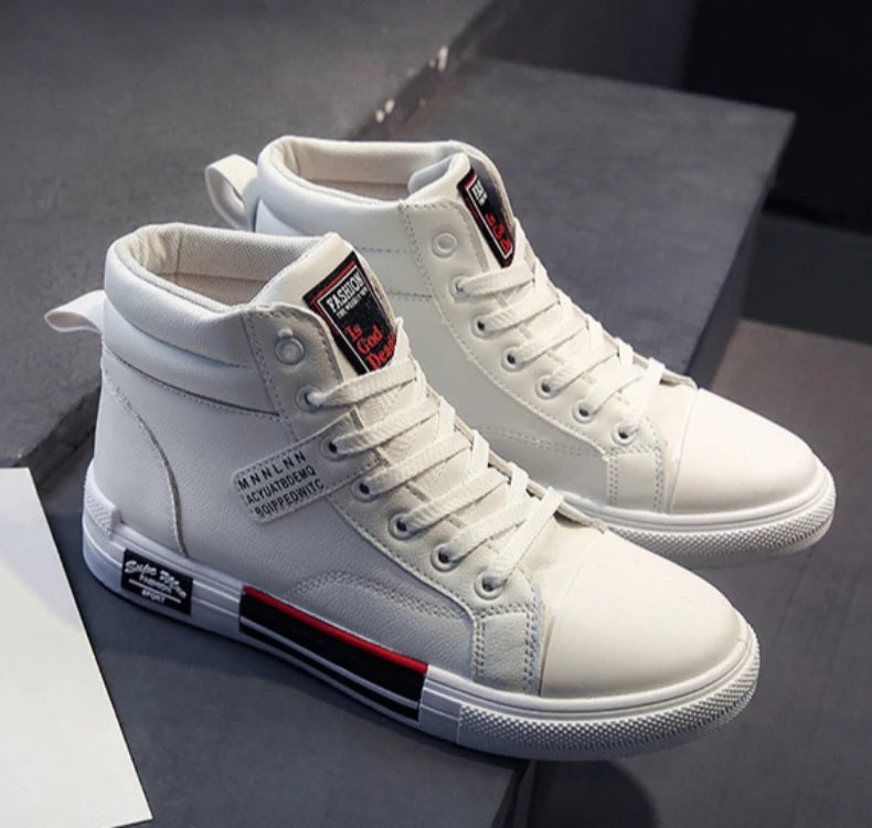 2025 New Breathable Soft Sole Men's Casual Sports Shoes Korean Fashion Student Jogging Shoes Youth Board Shoes