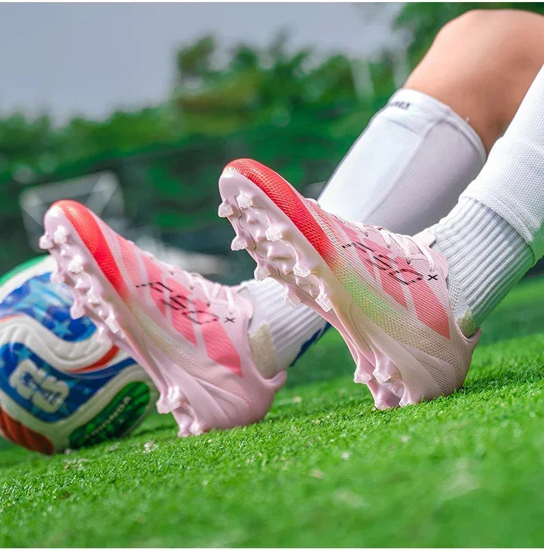 Nouvelles chaussures de football pour hommes, chaussures de soccer pour terrain en herbe, chaussures d'entraînement, chaussures de sport ultralégères, chaussures de match professionnelles, baskets antidérapantes unisexes.