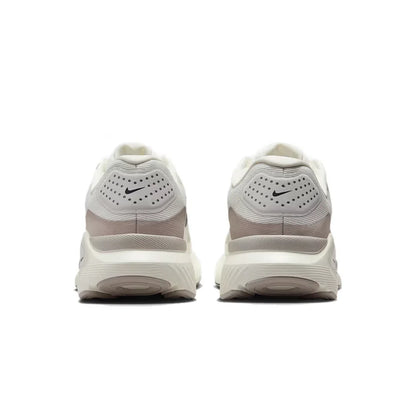 Pánske bežecké topánky Nike Structure 26 – biele/čierne. Univerzálna, odolná a priedušná podpora pre tréning a rýchle behy. IB5698-100