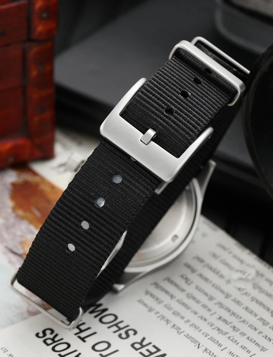 Militado D12 Quartz Watch Men VD78 Movement Domed Sapphire Crystal V2 Clear AR Coating Wristwatch 10Bar Water Resistance Watch