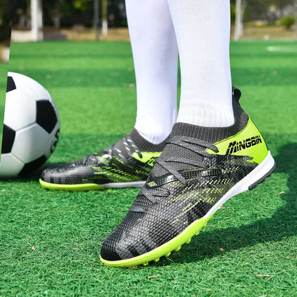 Men Turf Soccer Shoes Cleats Professional Football Boots Breathable Mesh Youth Soccer Anti Skid Male Sneakers Society Chuteira