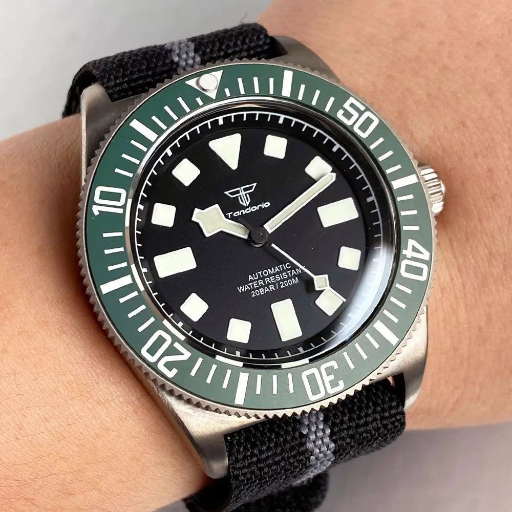 Titanium Case Tandorio 42mm Retro FXD NH35 PT5000 Mechanical Men Watch Sapphire 200M Diver Watches Luminous Montres hommes