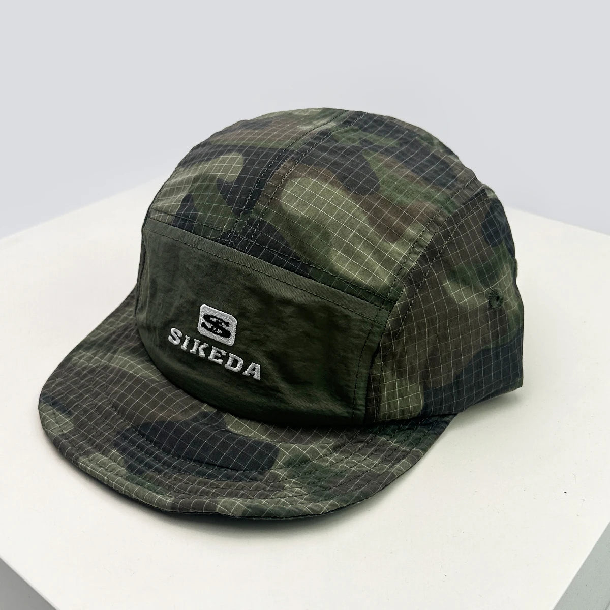 Unisex CAMO greitai džiūstančios beisbolo kepurės su siuvinėtomis raidėmis, apsaugančios nuo saulės, spalvų blokų dizaino, kvėpuojančios, asmeninės, su snapeliu, universalios