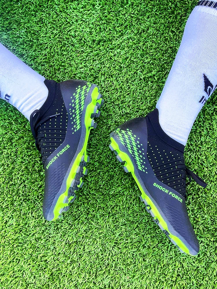 Men Football Cleats Fashion Youth Soccer Shoes Knit Football Training Trainers Breathable Society Campo Non-Slip Sports Footwear