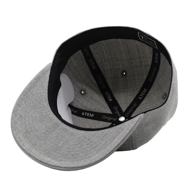 Siuvinėta, visiškai uždara, prigludusi kepurė „New York“, dydis „Trucker“, „Bboy“, vyrams, su snapback užsegimu, plokščiu snapeliu, „Era“