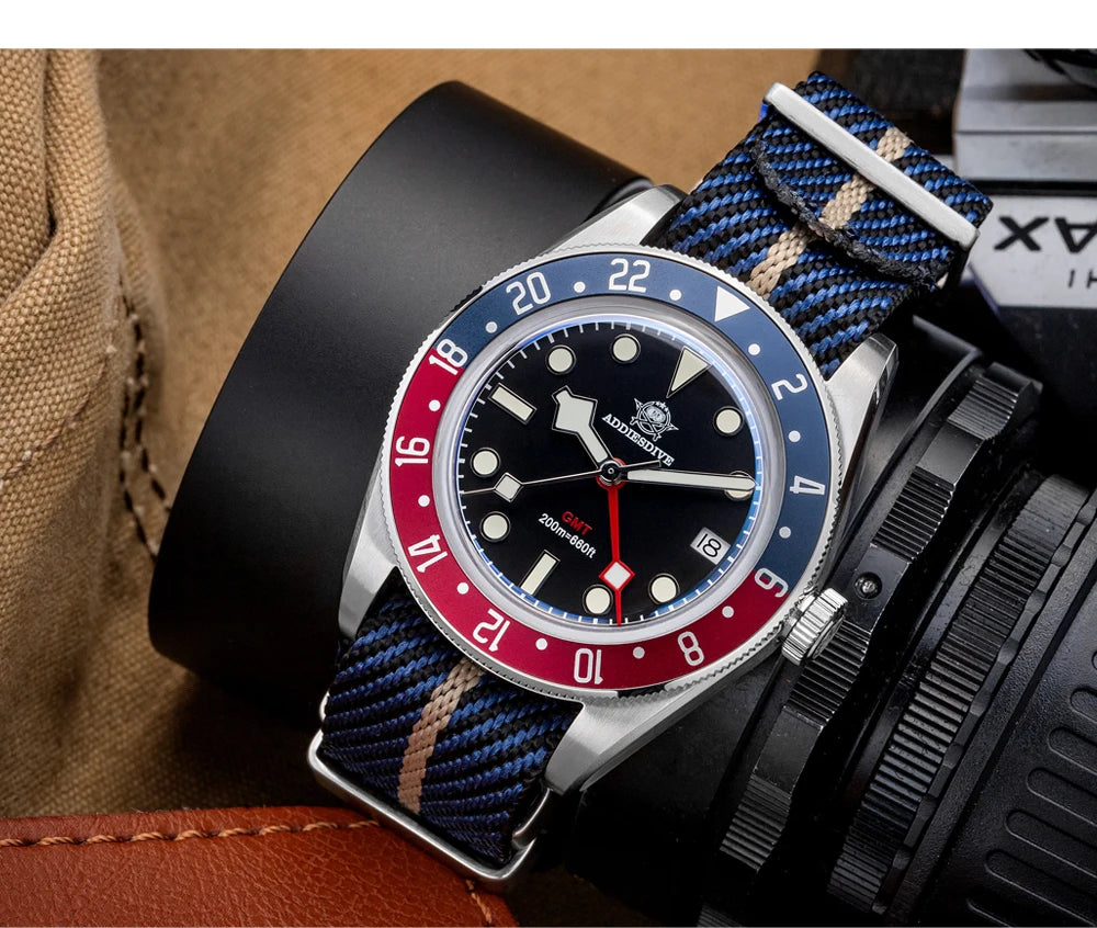 ADDIESDIVE Luxury GMT Men's Diving Watch 200m Waterproof Bubble Mirror Glass Quartz Watch BGW9 Blue Luminous Sports Watch AD2044