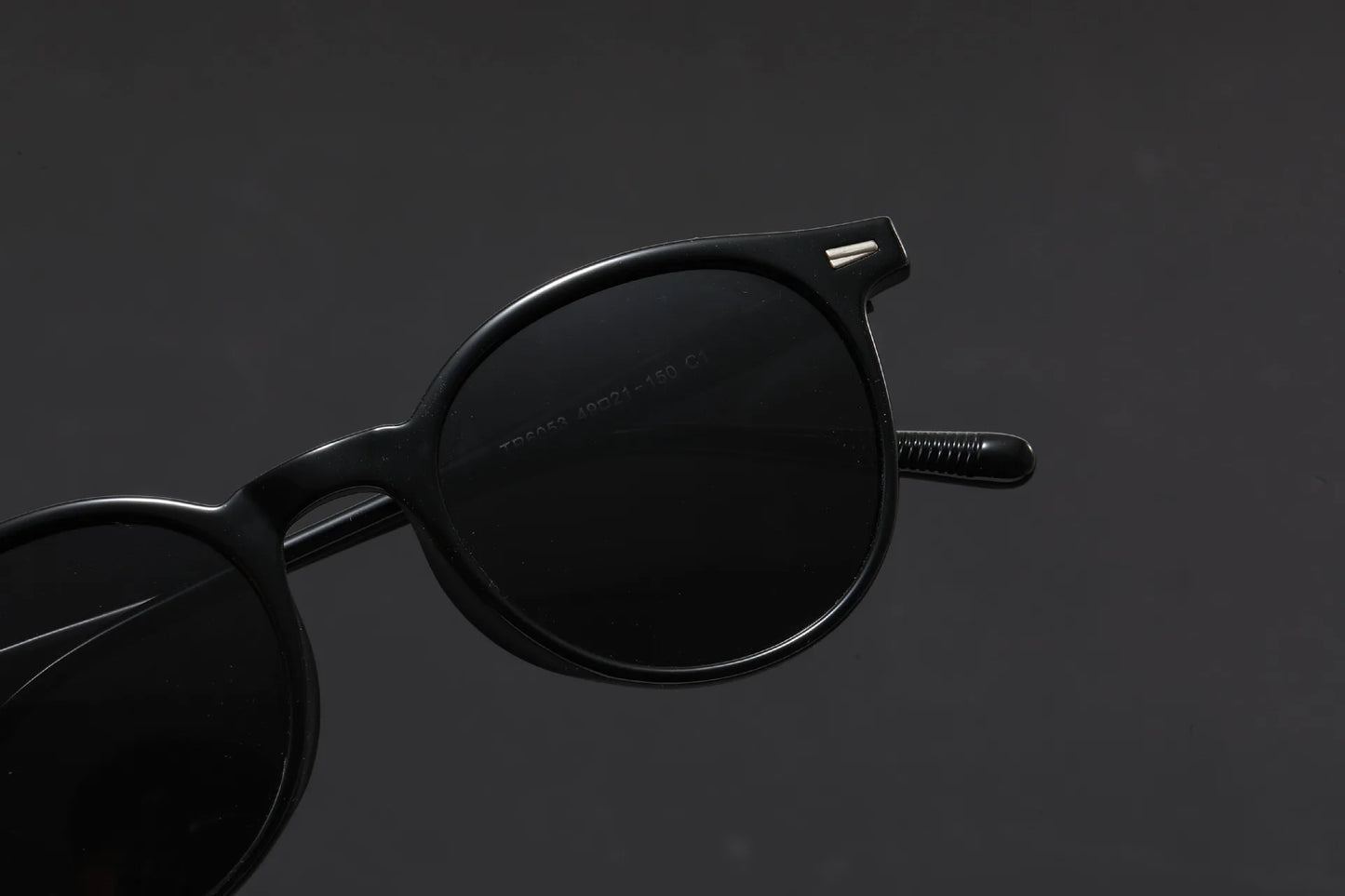 GENEVIEVE Simple Geometric Round Frame Design Women Men Polarized Sunglasses UV Protection Customizable Prescription 1080