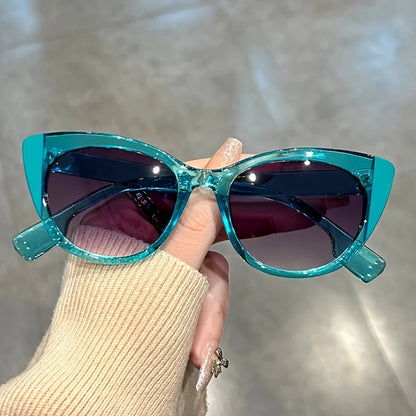 New Glossy Red Black Color-Block Gradient Cat-Eye Sunglasses Chic Women's Glasses with Anti-Glare Lenses for Fashionable Travel