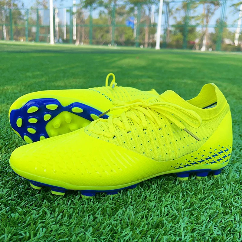 Men Football Cleats Fashion Youth Soccer Shoes Knit Football Training Trainers Breathable Society Campo Non-Slip Sports Footwear
