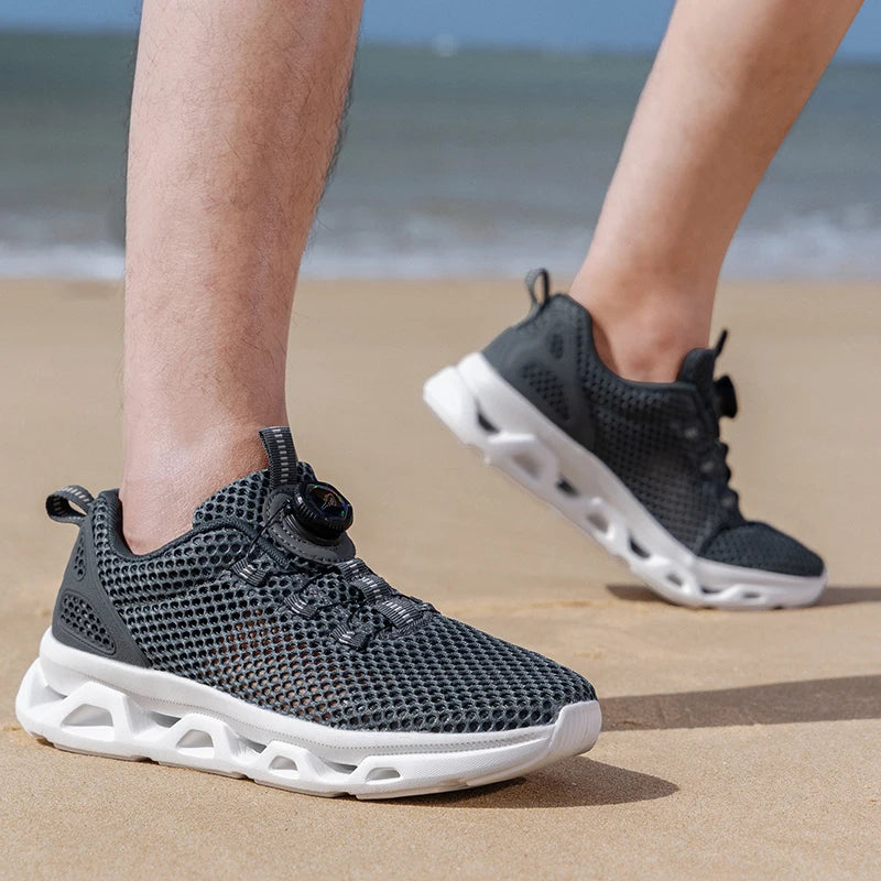 Unisex sneldrogende barefoot-waterschoenen voor watersporten in de buitenlucht, riviertrekking, wandelen langs beekjes, varen; lichtgewicht met draaibare gesp
