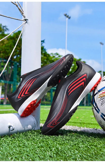 Nouvelles chaussures de football pour hommes TF/FG, modèle professionnel unisexe, très populaires, chaussures de futsal ultra-légères, chaussures de football de haute qualité, chaussures de sport pour femmes.