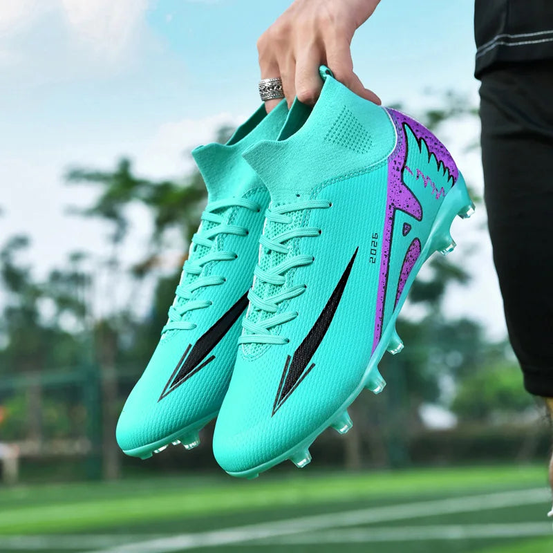 Nouvelles chaussures de football pour hommes, antidérapantes, de haute qualité, ultralégères, pour l'extérieur et l'intérieur, chaussures de sport à haute cheville, futsal antidérapantes