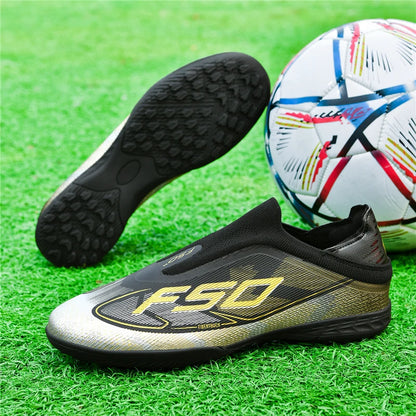 Nouvelles chaussures de football pour hommes, chaussures de sport, chaussures de soccer, haute qualité, ultralégères, haute tige, respirantes, futsal, antidérapantes, pour match en extérieur