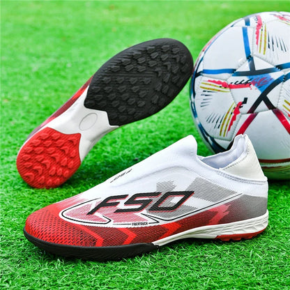 Nouvelles chaussures de football pour hommes, chaussures de sport d'extérieur, chaussures de soccer ultralégères, chaussures de futsal antidérapantes, de haute qualité, à cheville haute, respirantes, pour match
