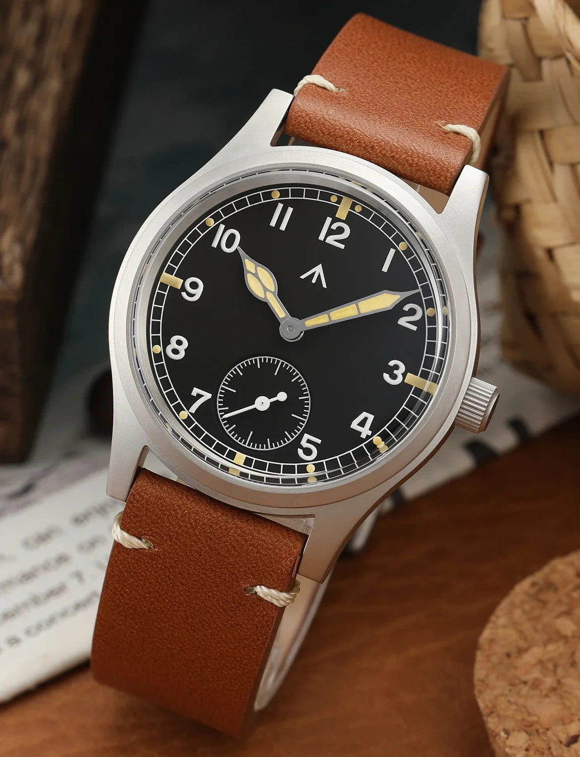 Militado D12 Quartz Watch Men VD78 Movement Domed Sapphire Crystal V2 Clear AR Coating Wristwatch 10Bar Water Resistance Watch