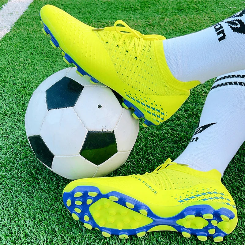 Men Football Cleats Fashion Youth Soccer Shoes Knit Football Training Trainers Breathable Society Campo Non-Slip Sports Footwear