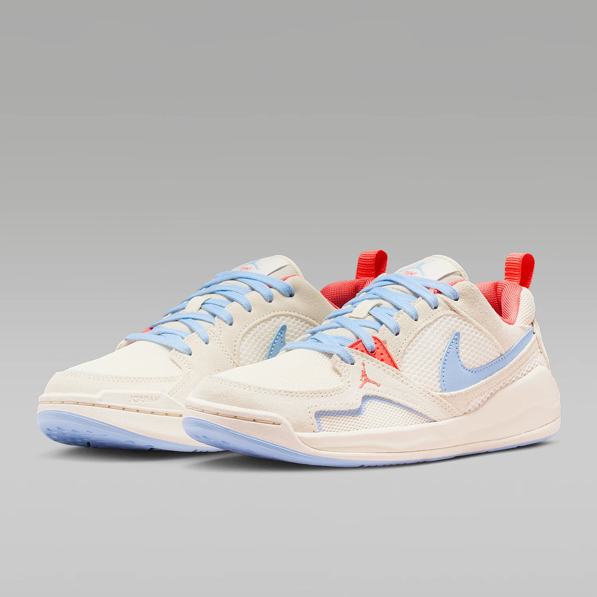 Nike Authentic JORDAN damskor, låga snörskor, slitstarka vardagsskor HJ6778-100