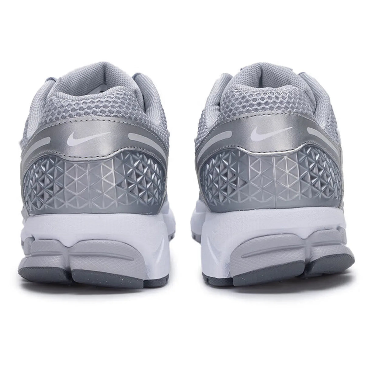 Nike Zoom Vomero 5 Yankees tekaški copati za moške in ženske – lahka, odzivna blaženje za trening FJ4151-003