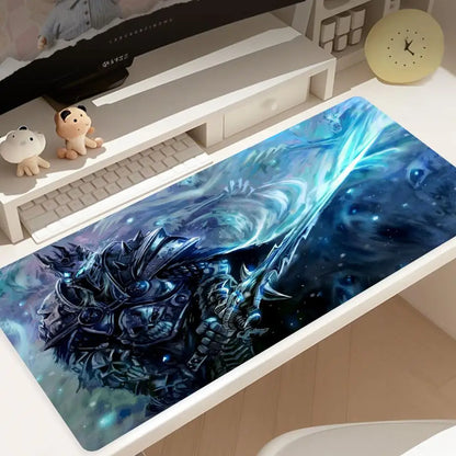 World of Warcraft Anime XXL gaming-musemåtte-skrivebordsunderlag med låst kant, tastatur- og musemåtte til kontor, gamer-computertilbehør HYBXXC