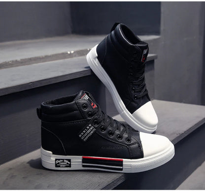 2025 New Breathable Soft Sole Men's Casual Sports Shoes Korean Fashion Student Jogging Shoes Youth Board Shoes
