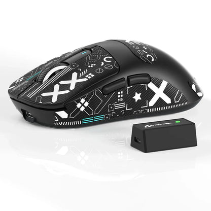 ATTACK SHARK X3/X3PRO 4K/8K bezdrôtová herná myš, 26K DPI, tri režimy pripojenia (káblové/2.4GHz/BT5.2), ľahká konštrukcia, senzor PAW3395 pre hráčov