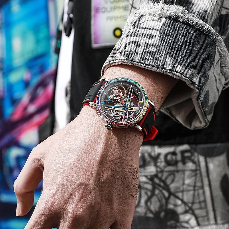 Férfi szkeleton óra, divatos stílusban, szivárvány színekben ragyogó drágakövekkel díszítve, tourbillon szerkezettel; luxus automata mechanikus óra, 30 méterig vízálló.