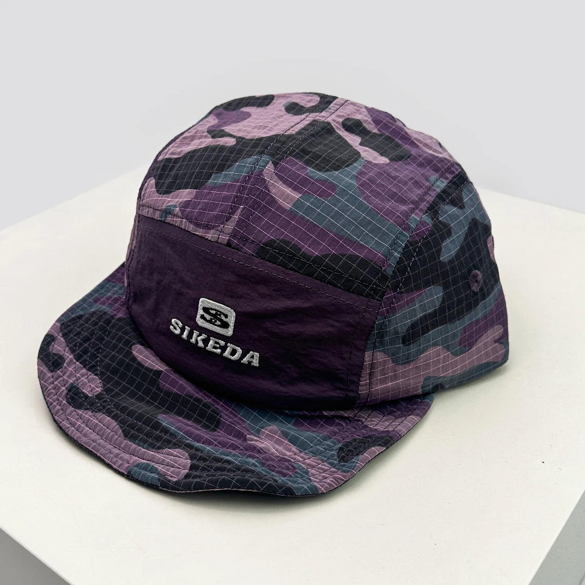 Unisex CAMO greitai džiūstančios beisbolo kepurės su siuvinėtomis raidėmis, apsaugančios nuo saulės, spalvų blokų dizaino, kvėpuojančios, asmeninės, su snapeliu, universalios