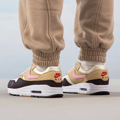 Baskets Nike Air Max 1 87 officielles et authentiques pour femme, style minimaliste, sportif et décontracté, FZ4346-200