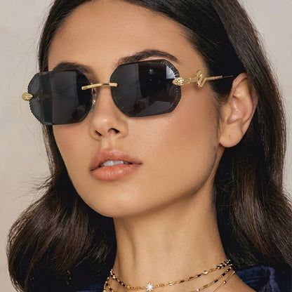 Fashion snake-shaped metal decorative sunglasses - unisex irregular frame, UV protection, sunshades