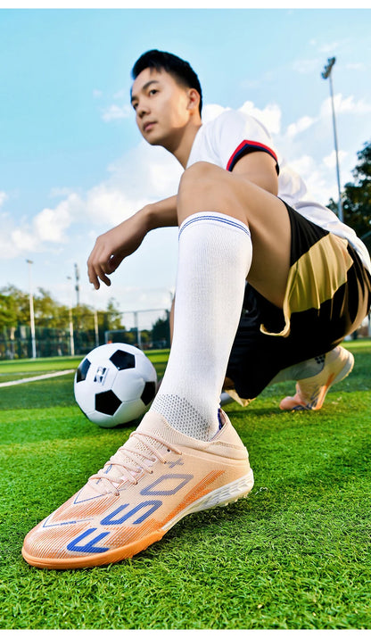 Nouvelles chaussures de football pour hommes, antidérapantes, pour futsal en salle, crampons pour terrain gazonné, baskets de haute qualité, modèle haut de gamme, très vendues, pour l'extérieur